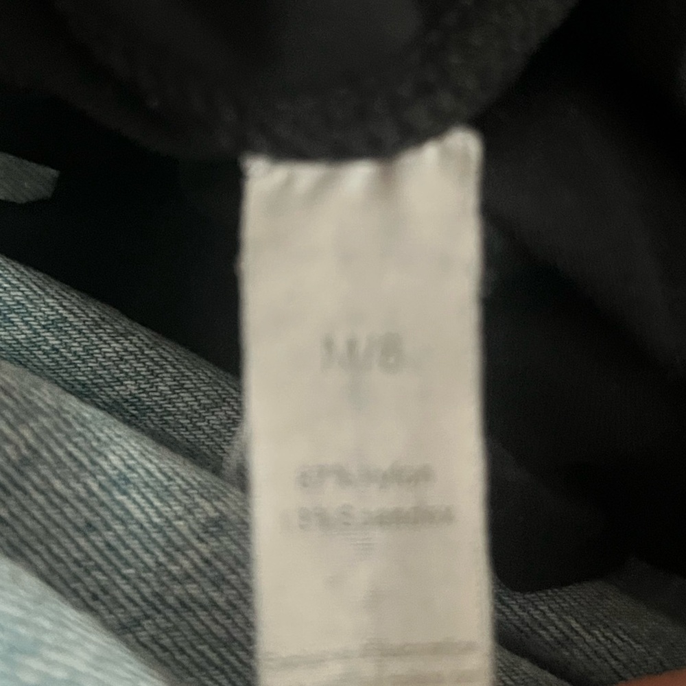 lululemon atletica black leggings size 8 - Picture 3 of 3